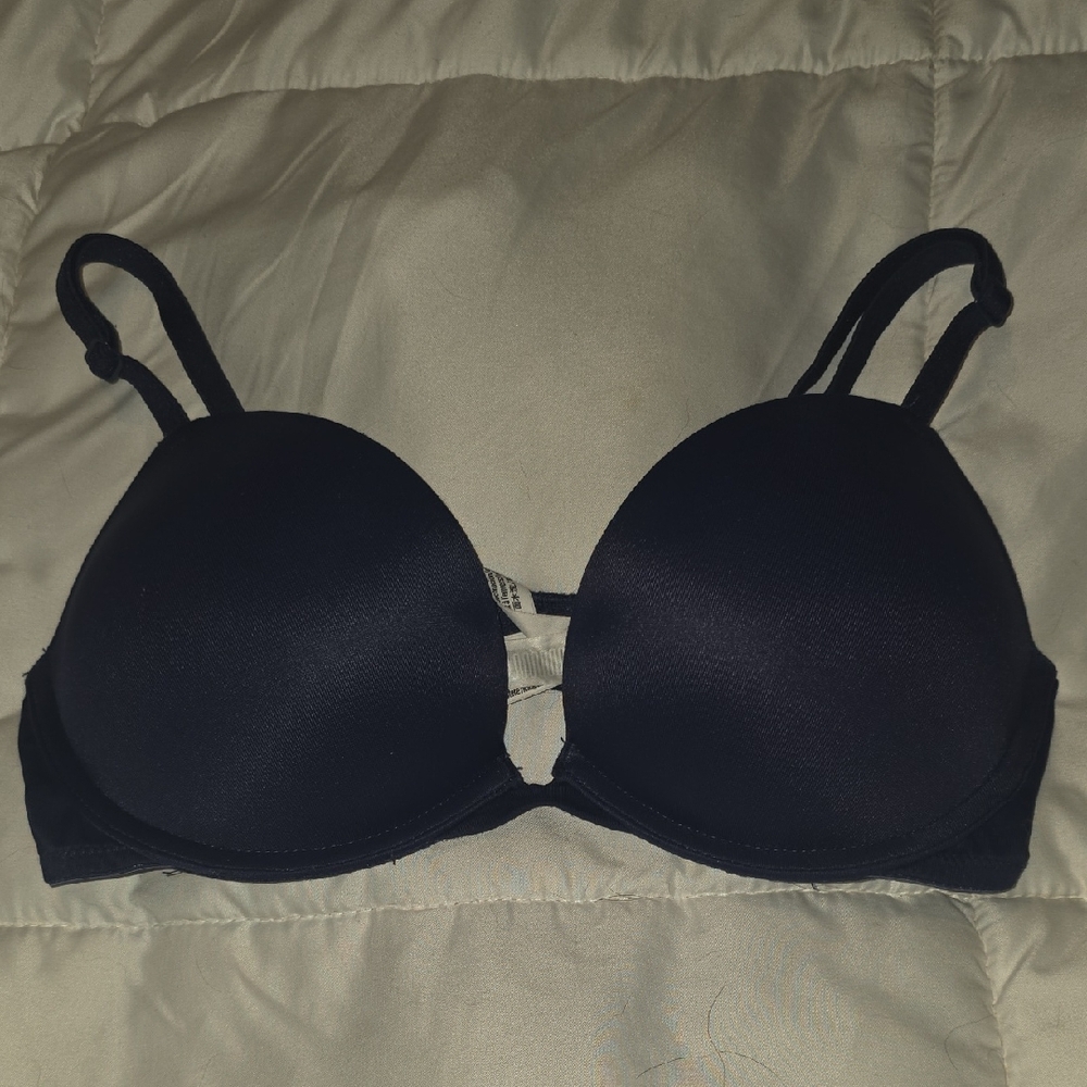 PINK Victoria's Secret Black Smooth Padded T-Shirt Bra